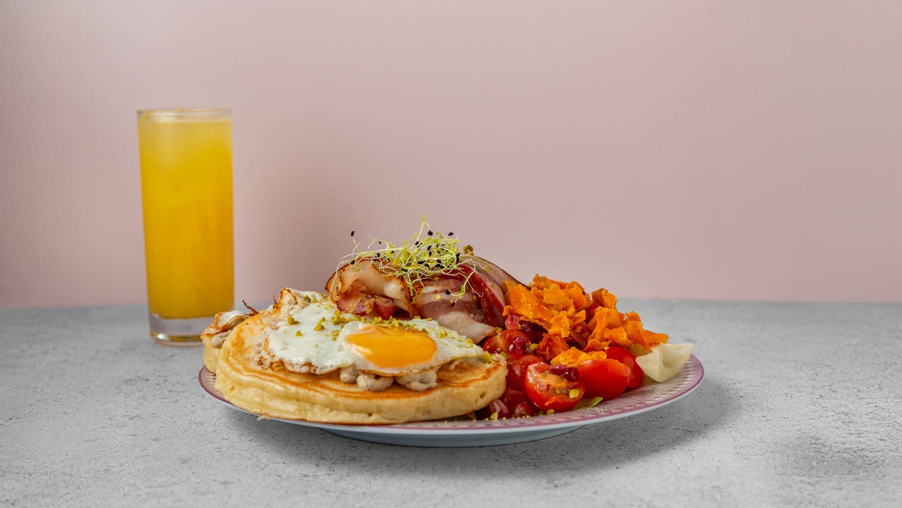 Paris Nine O'Clock — pancakes salés au chou-fleur rôti Peach Strasbourg